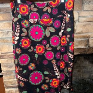 LuLa Roe Cassie skirt